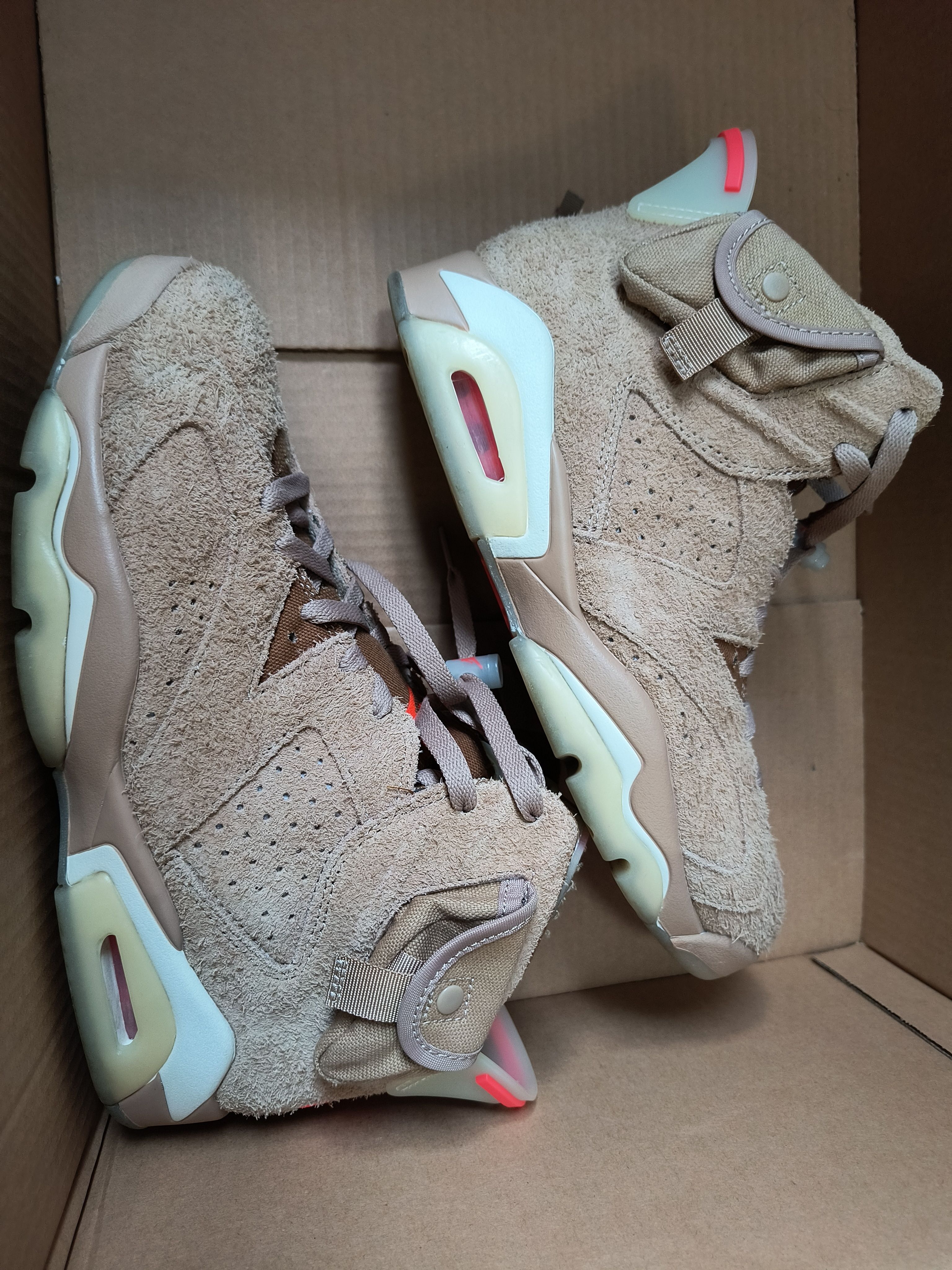 Travis Scott × Nike Air Jordan 6 "British Khaki"