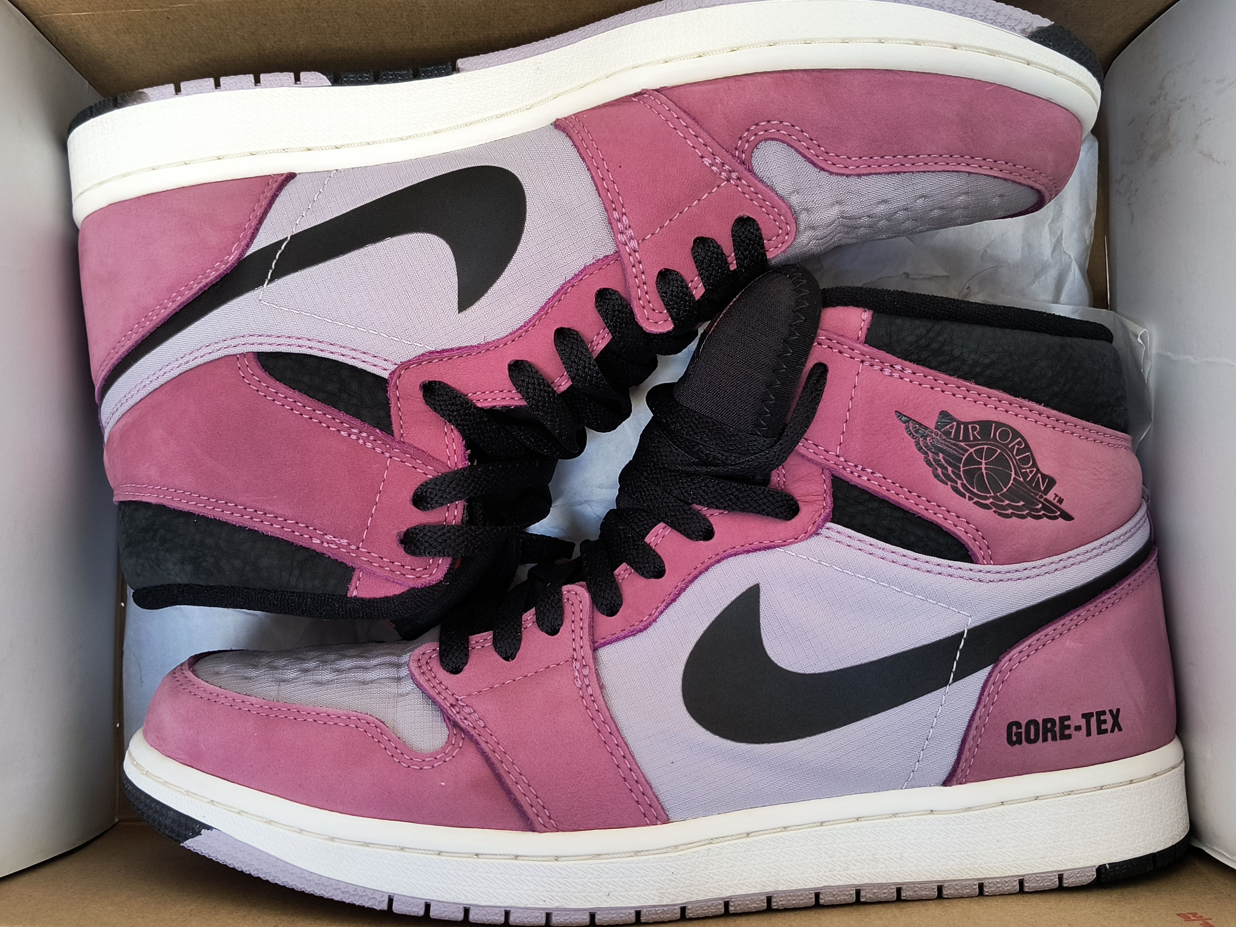 Nike Air Jordan 1 Element GORE-TEX "Berry"