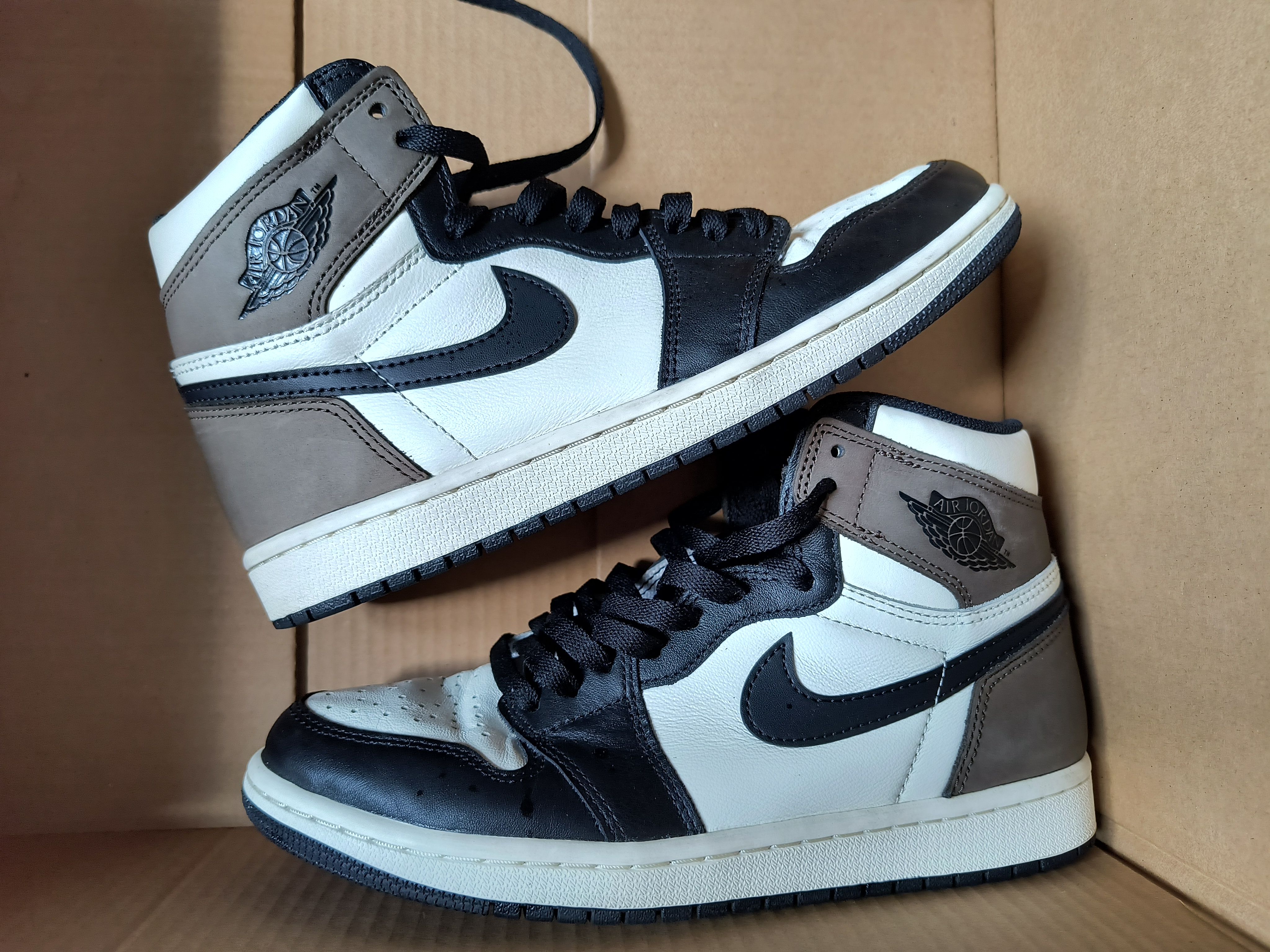 Nike Air Jordan 1 High OG "Sail/Dark Mocha/Black"
