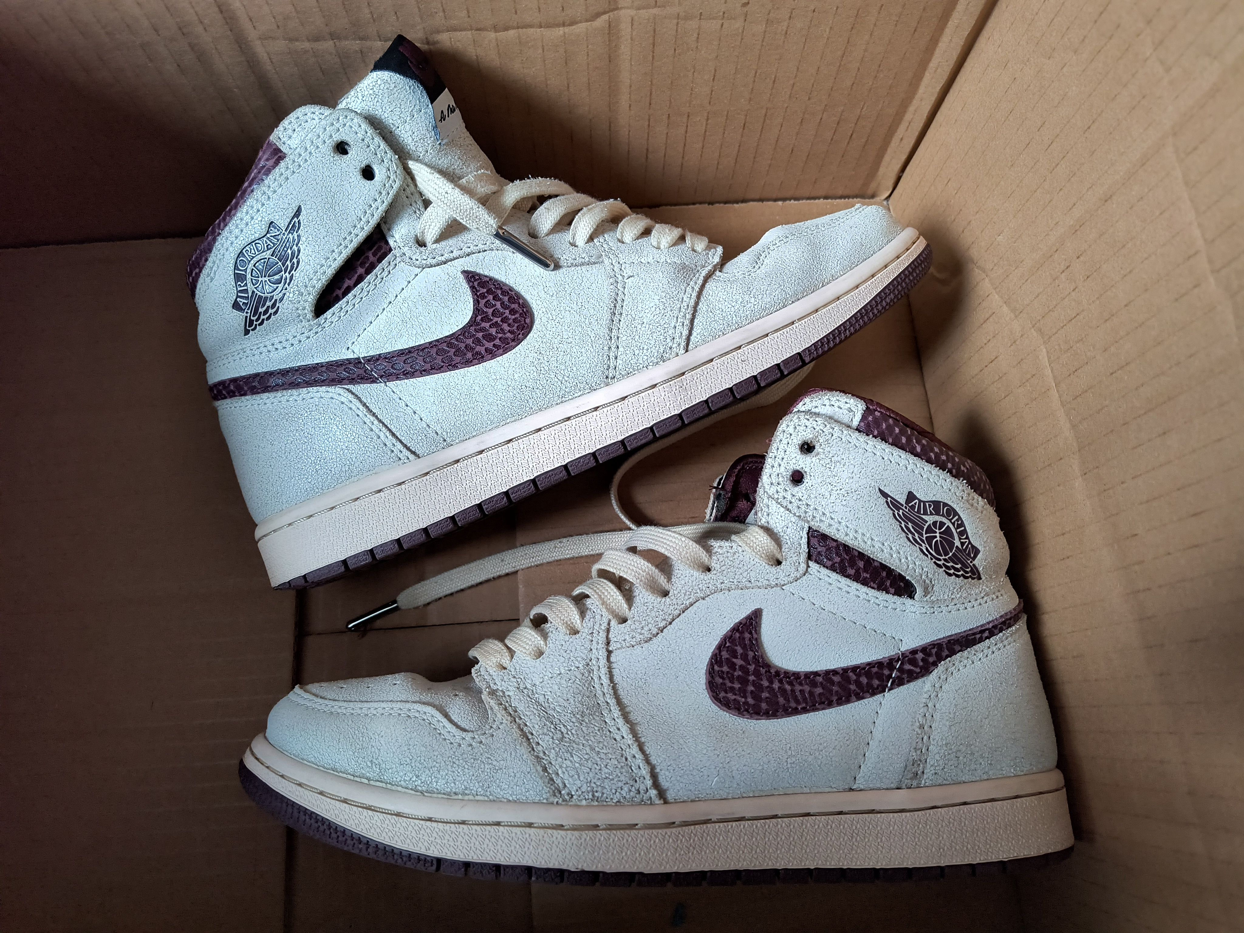 A Ma Maniere × Nike Air Jordan 1 Retro High OG "Sail and Burgundy"