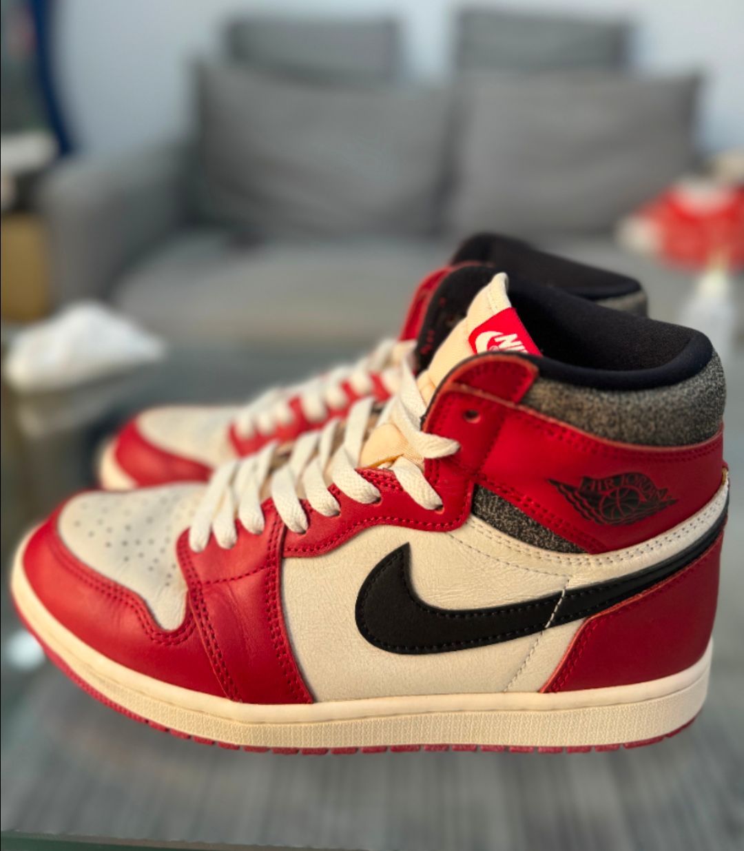 Nike Air Jordan 1 High OG "Lost & Found/Chicago"