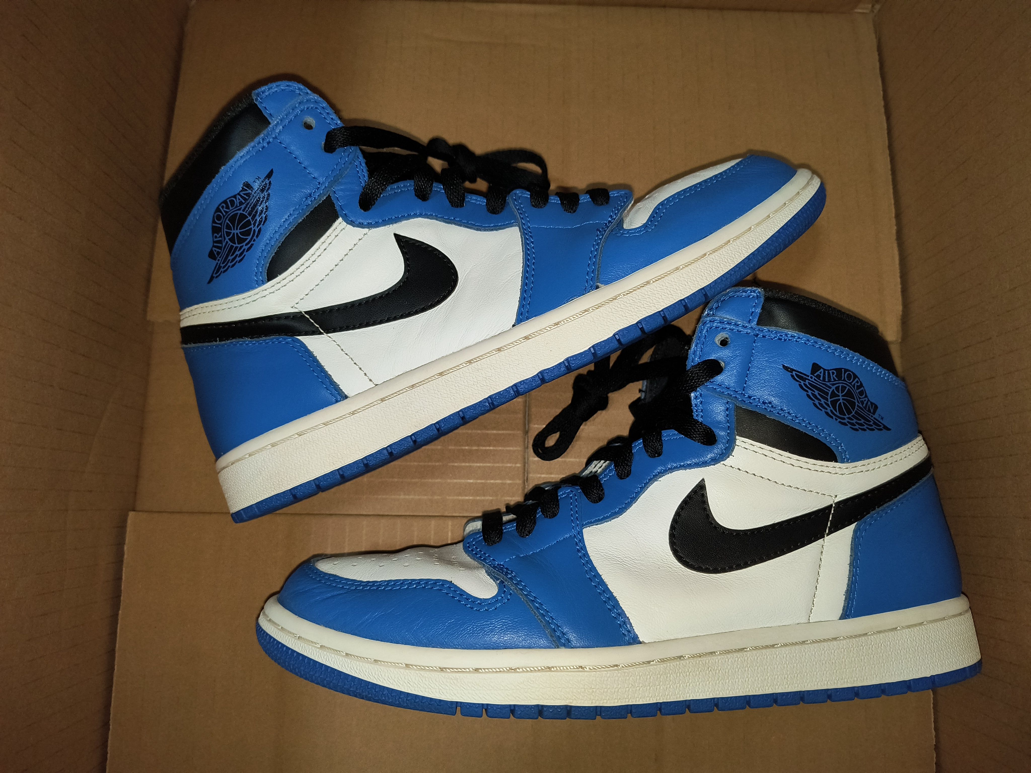 Nike Air Jordan 1 Retro High OG "Game Royal"
