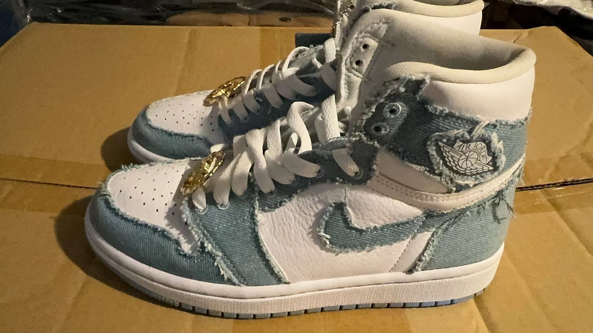 Nike Women's Air Jordan 1 High OG "Denim"