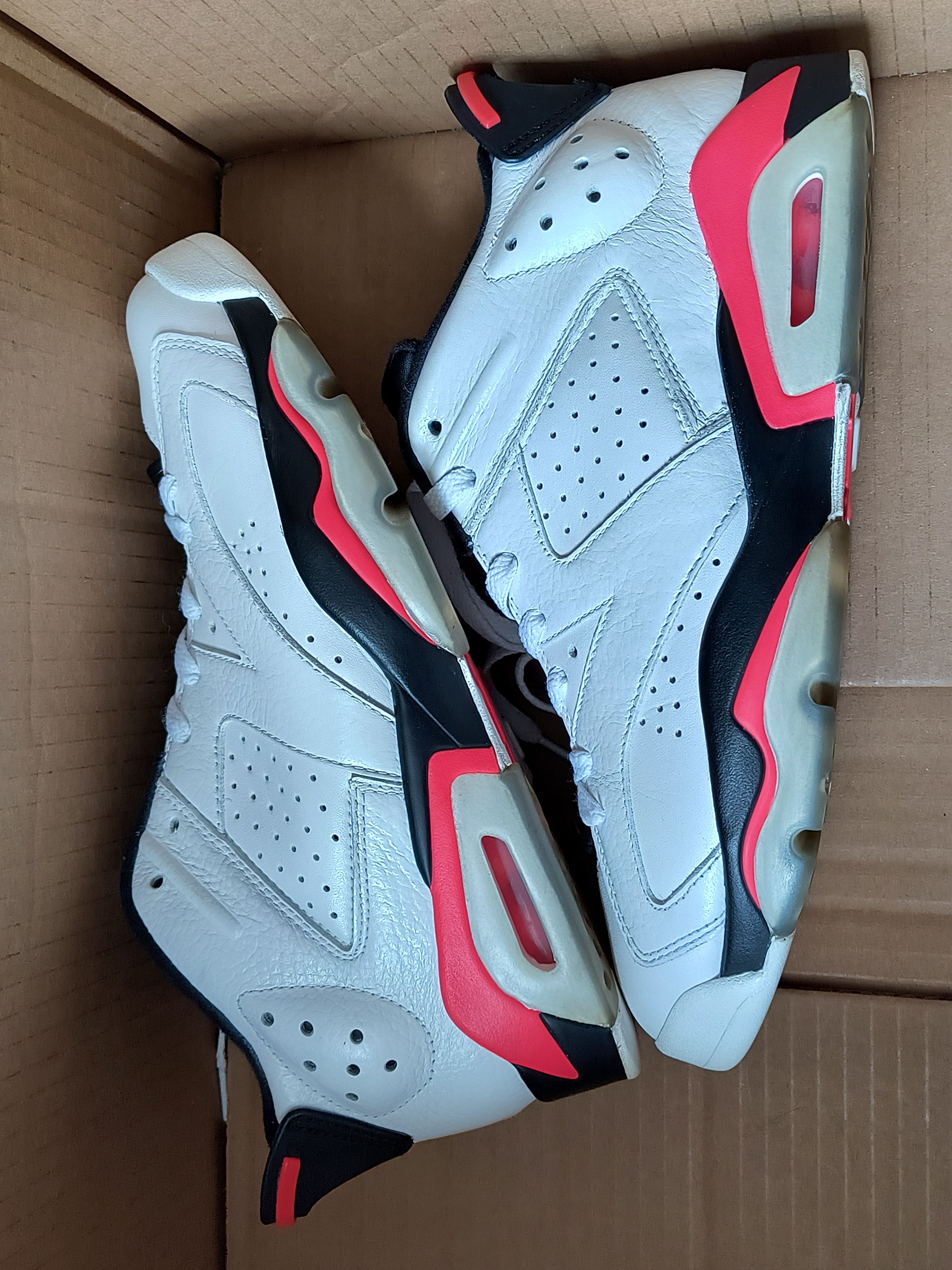 Nike Air Jordan 6 Low "Infrared/White"