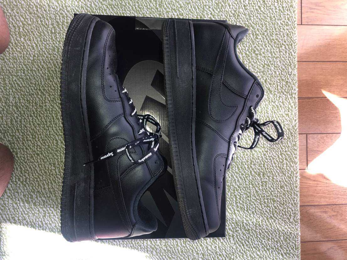 Supreme × Nike Air Force 1 Low "Black"