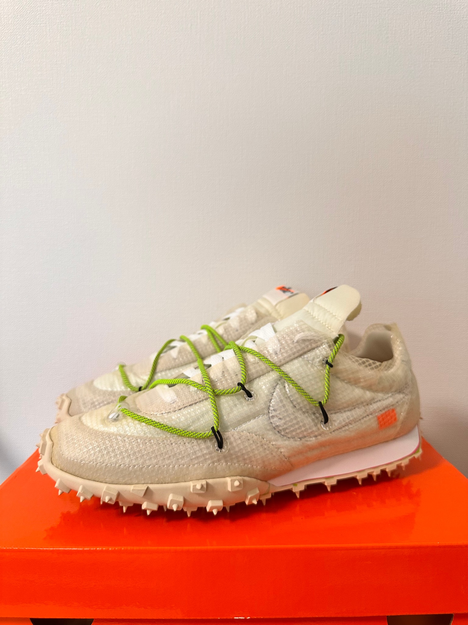 Off-White × Nike Women's Waffle Racer "White"