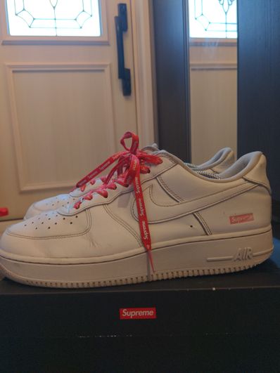 Supreme × Nike Air Force 1 Low "White"