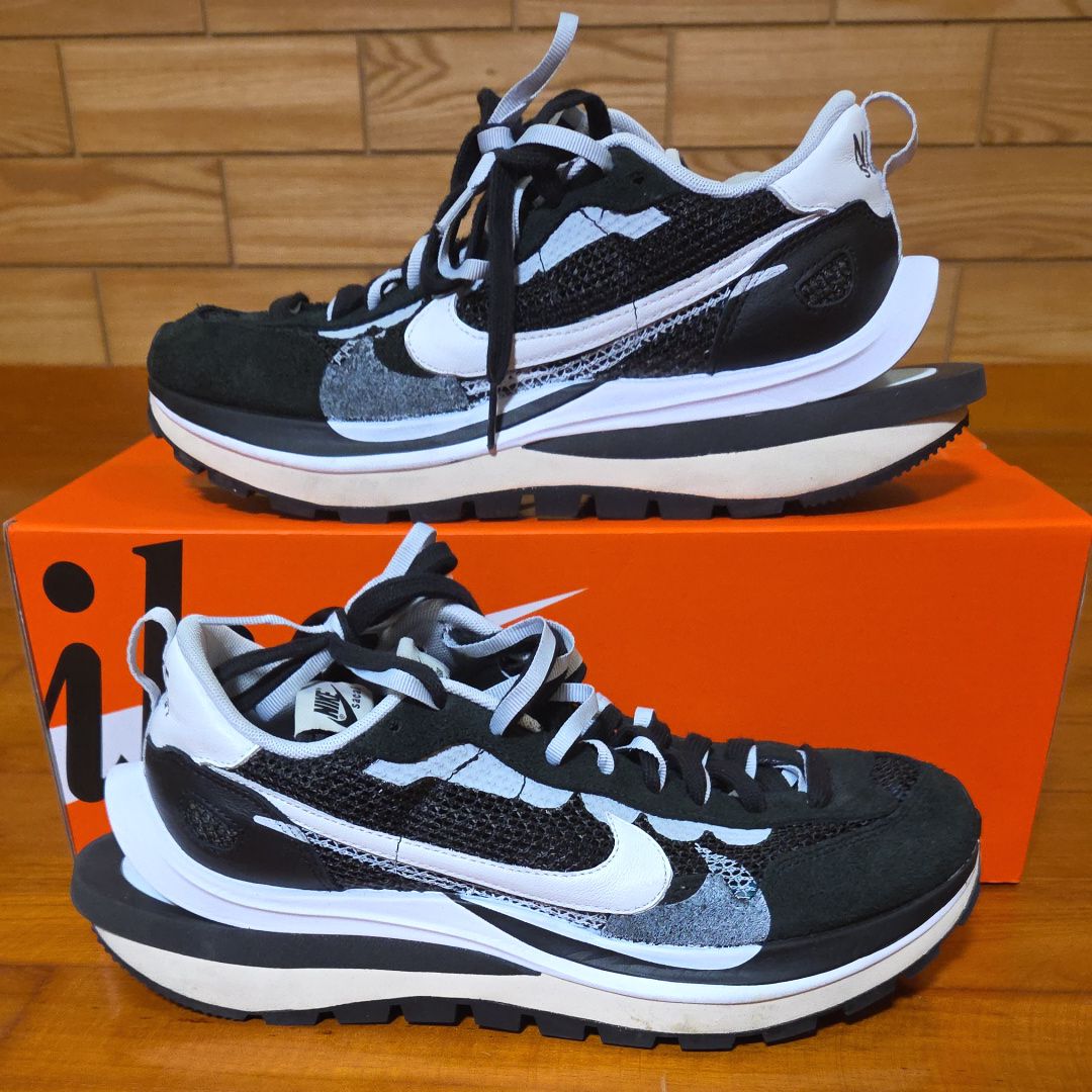 sacai × Nike Vapor Waffle "Black and White"