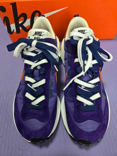 SACAI × NIKE VAPOR WAFFLE "DARK IRIS"