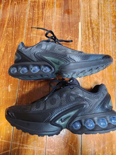 Supreme × Nike Air Max DN "Black/Galactic Jade"