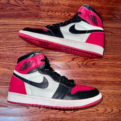Nike Air Jordan 1 Retro High OG "Bred Toe"