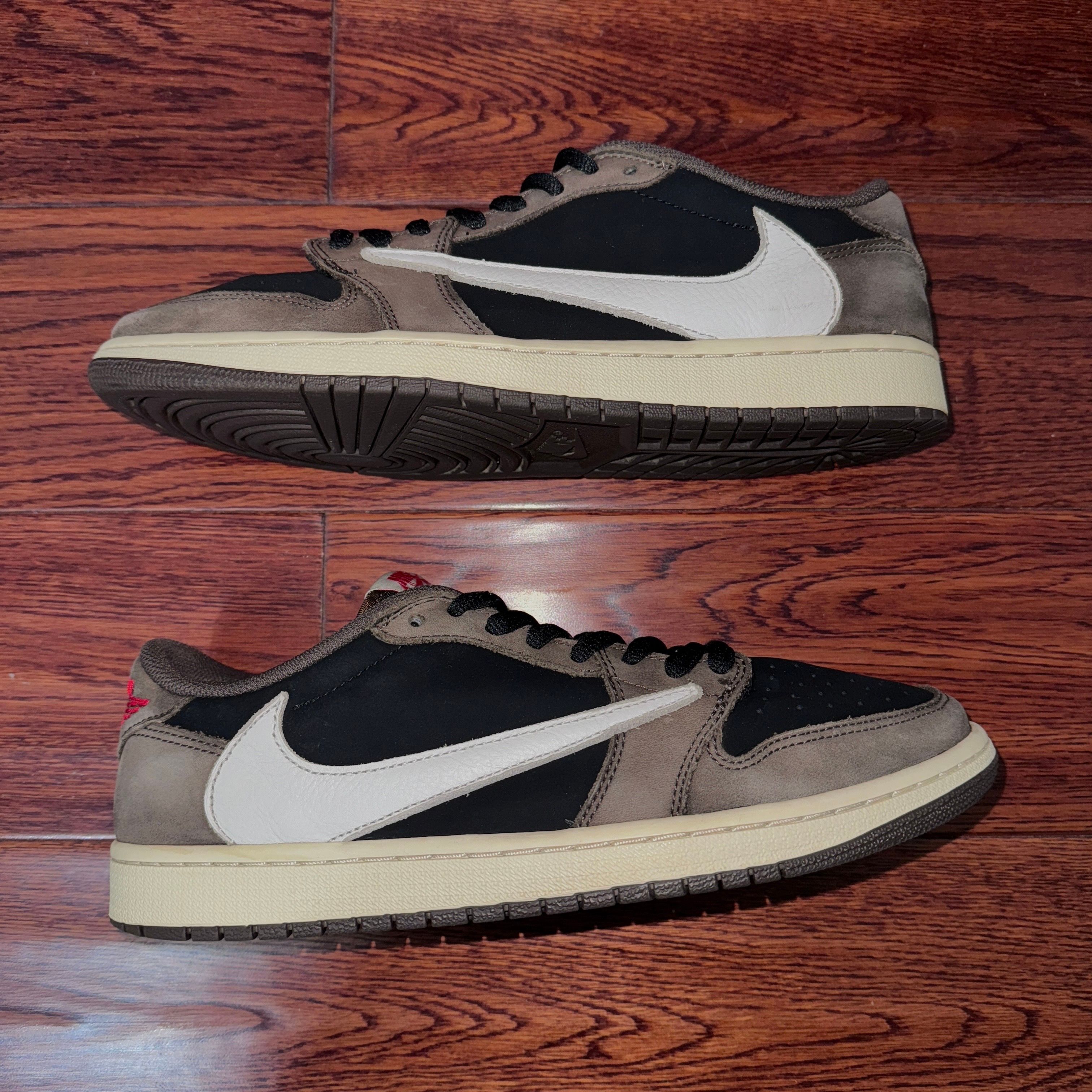Travis Scott × Nike Air Jordan 1 Low OG SP-T  "Black/Dark Mocha"
