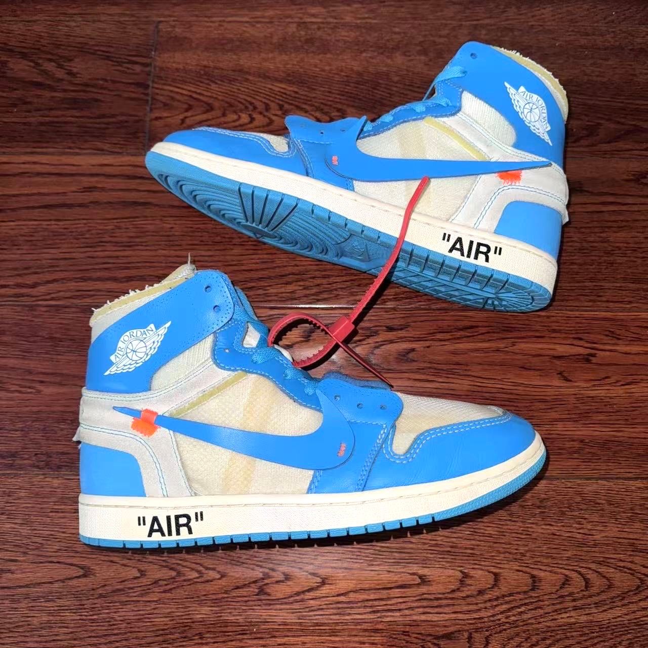Off-White × Nike Air Jordan 1 High UNC "White/Dark Powder Blue"