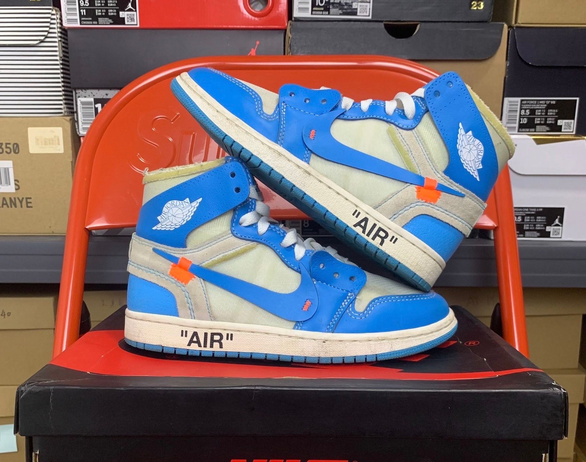 Off-White × Nike Air Jordan 1 High UNC "White/Dark Powder Blue"