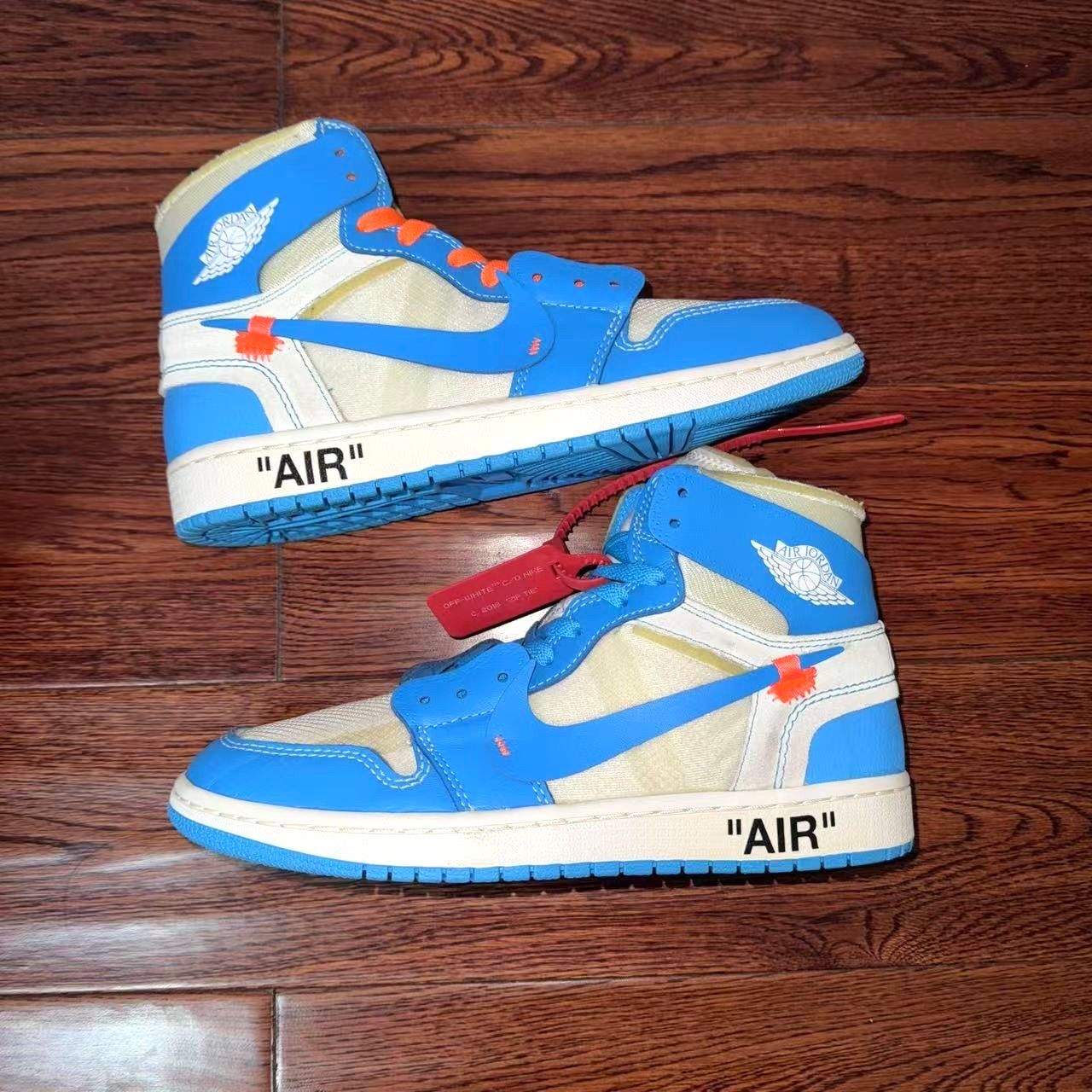 Off-White × Nike Air Jordan 1 High UNC "White/Dark Powder Blue"