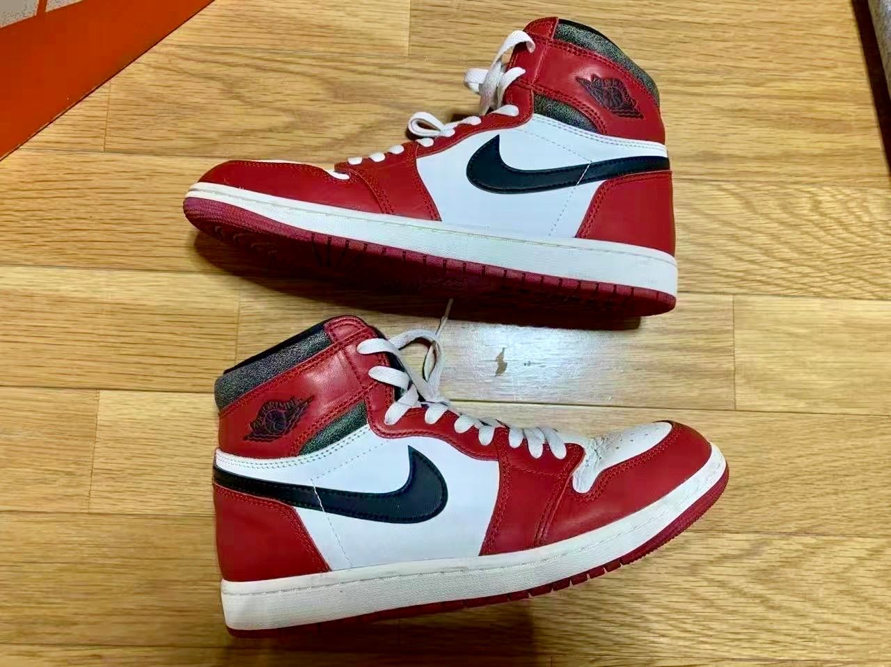 Nike Air Jordan 1 High OG "Lost & Found/Chicago"