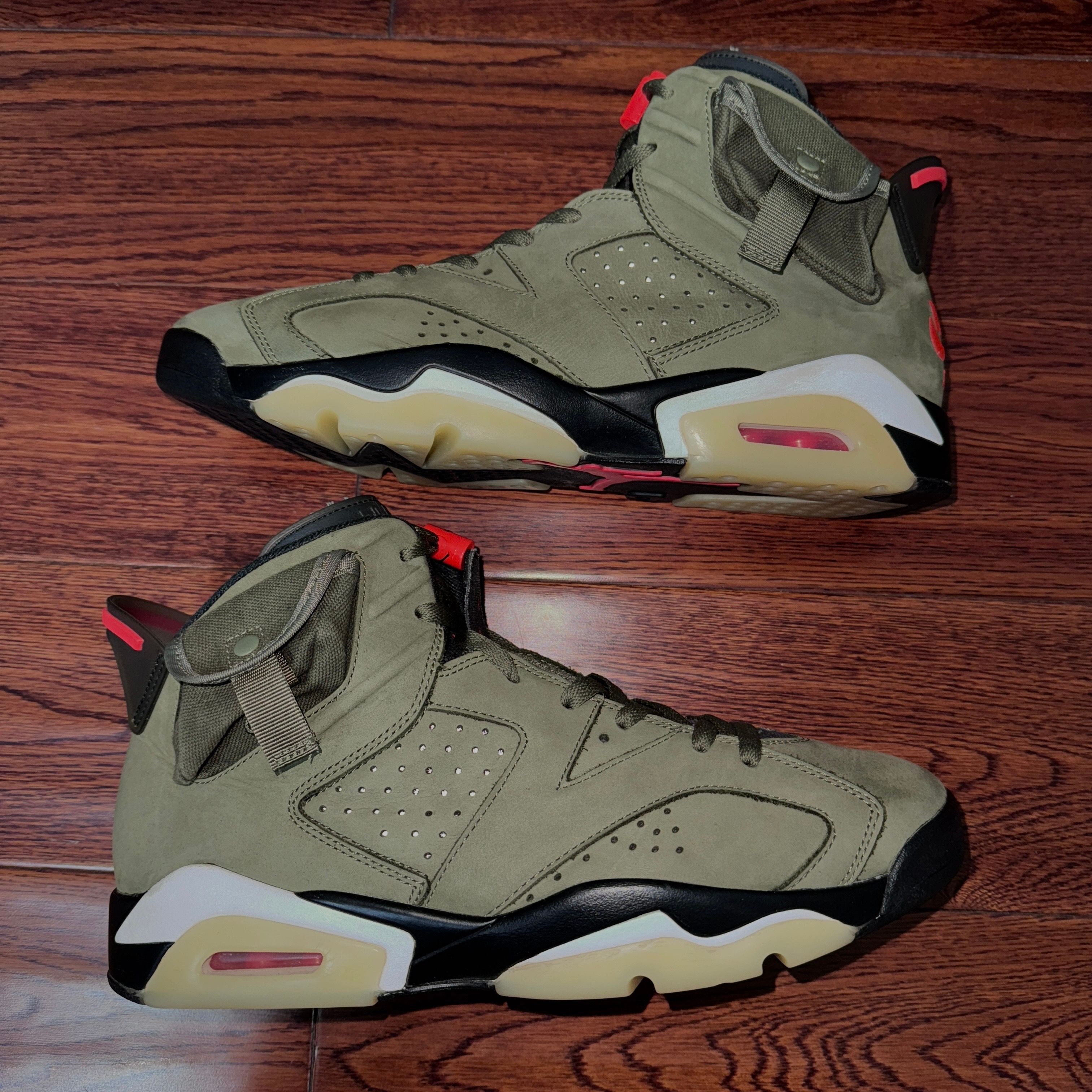 Travis Scott × Nike Air Jordan 6 Retro "Medium Olive"