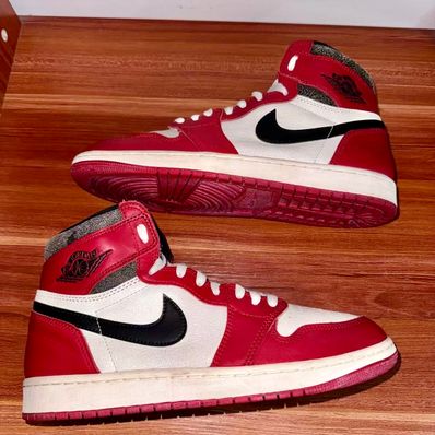 Nike Air Jordan 1 High OG "Lost & Found/Chicago"
