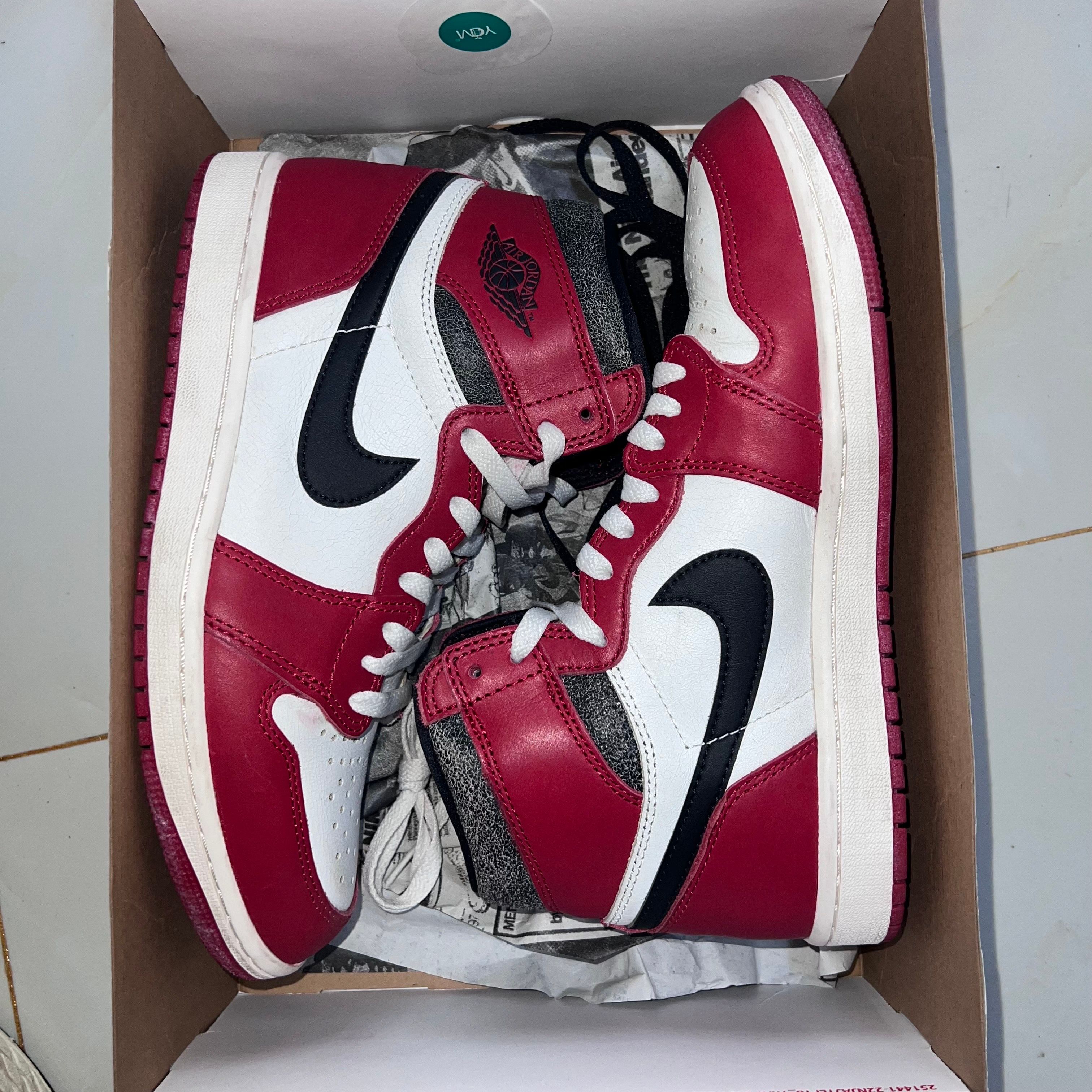 Nike Air Jordan 1 High OG "Lost & Found/Chicago"