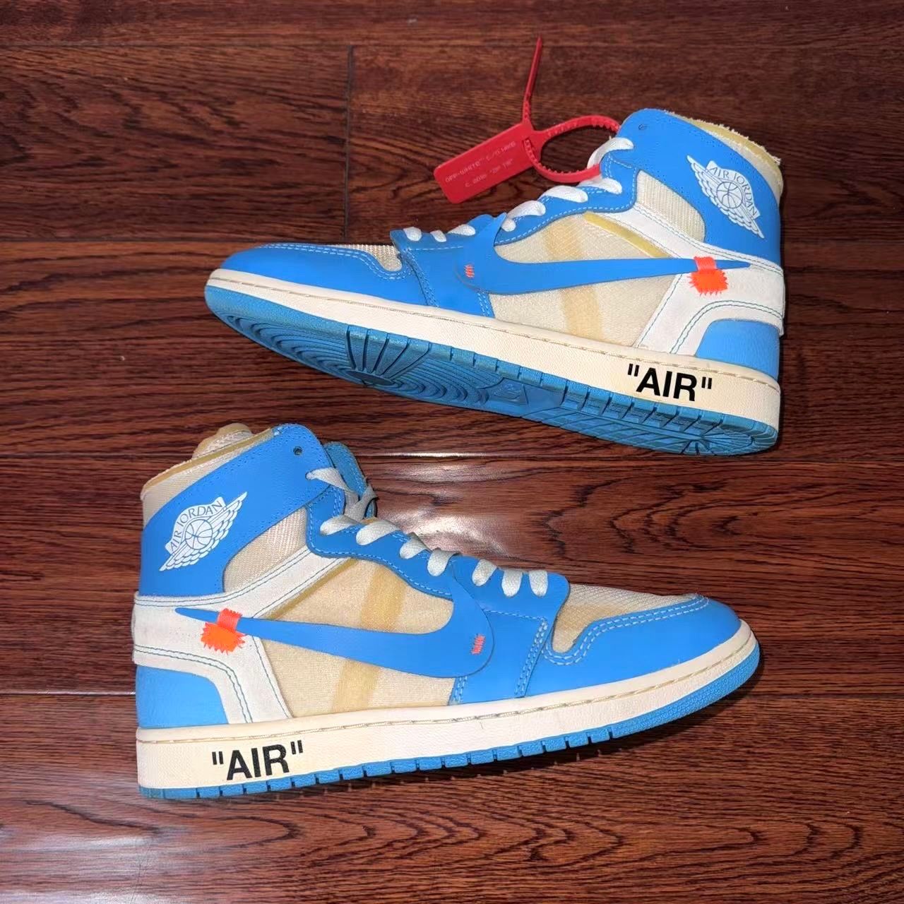 Off-White × Nike Air Jordan 1 High UNC "White/Dark Powder Blue"