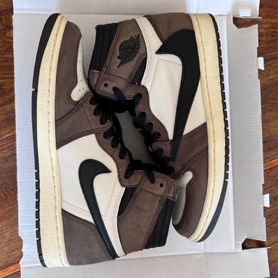 Travis Scott × Nike Air Jordan 1 Retro High OG TS SP "Sail/Dark Mocha"