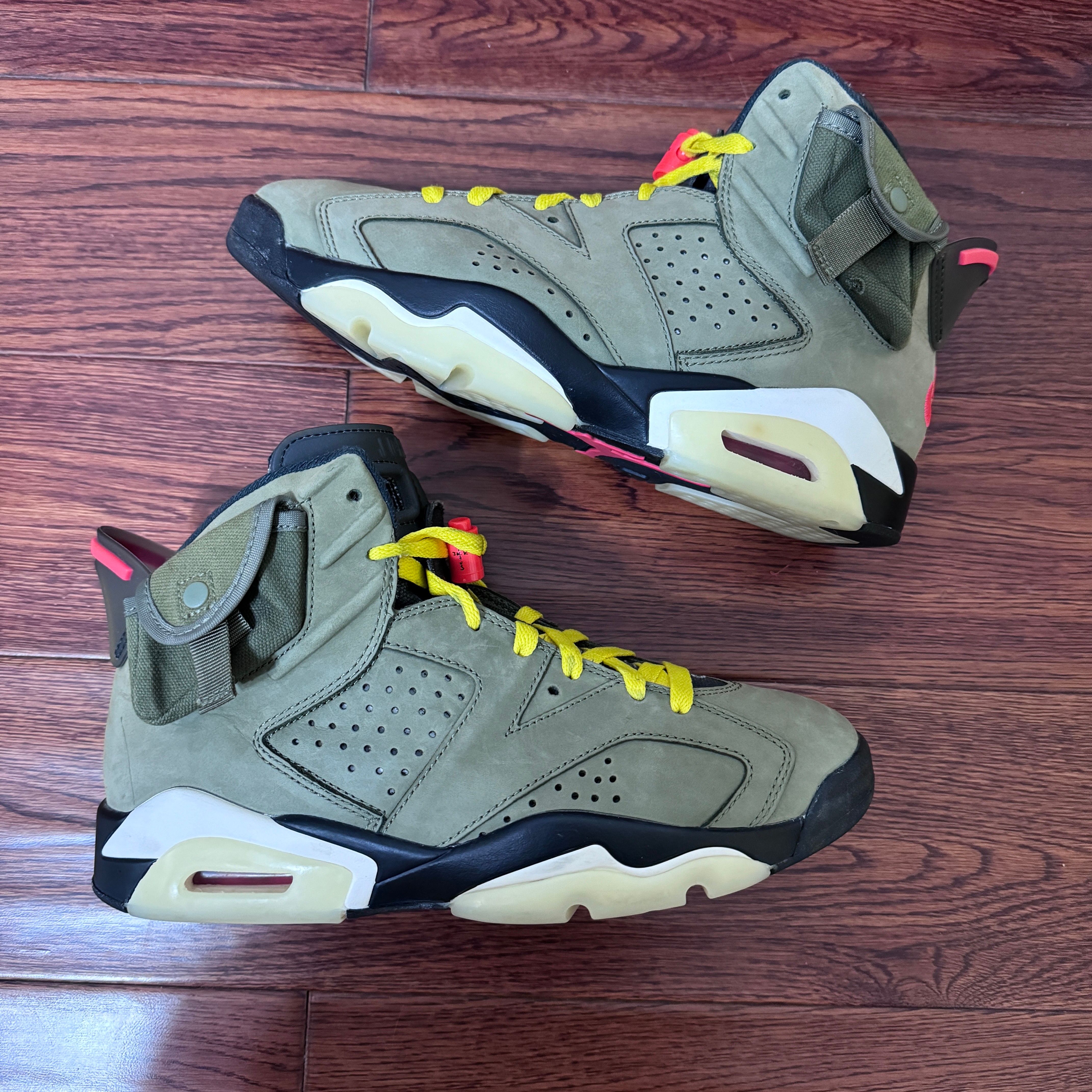 Travis Scott × Nike Air Jordan 6 Retro "Medium Olive"