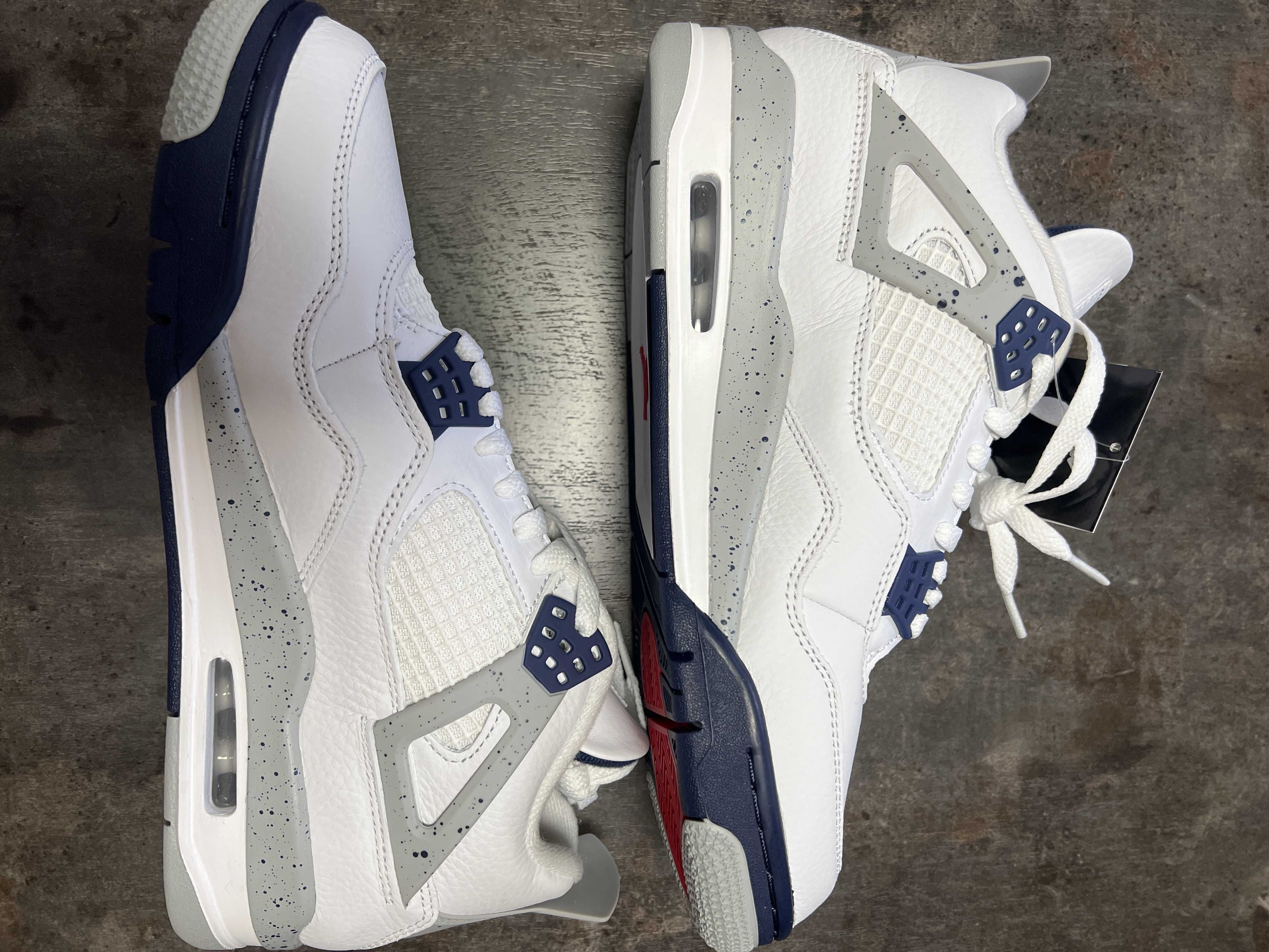 Nike Air Jordan 4 "Midnight Navy"