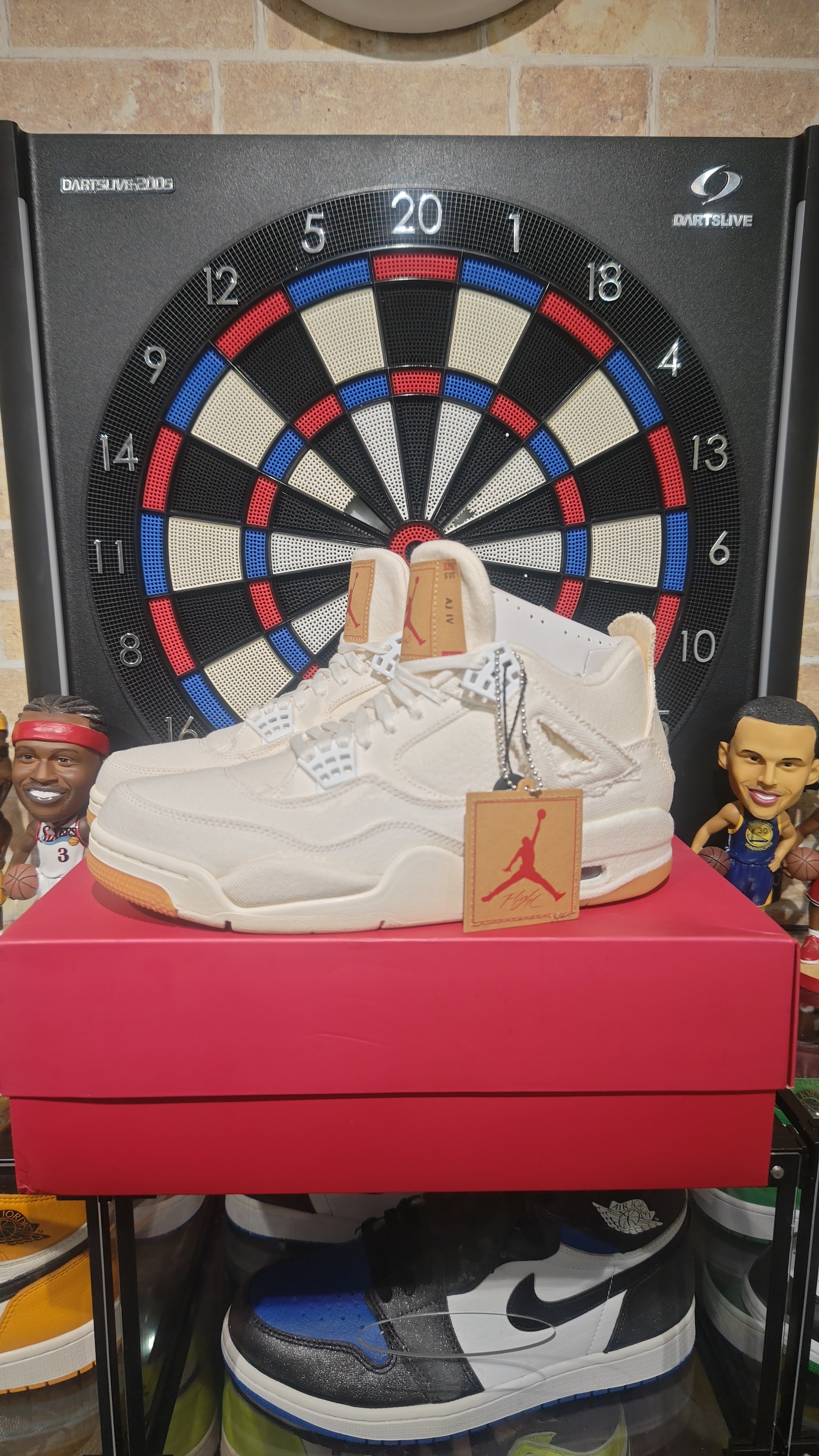 リーバイス × ナイキ エアジョーダン4 "ホワイトデニム" (リーバイスタブ)