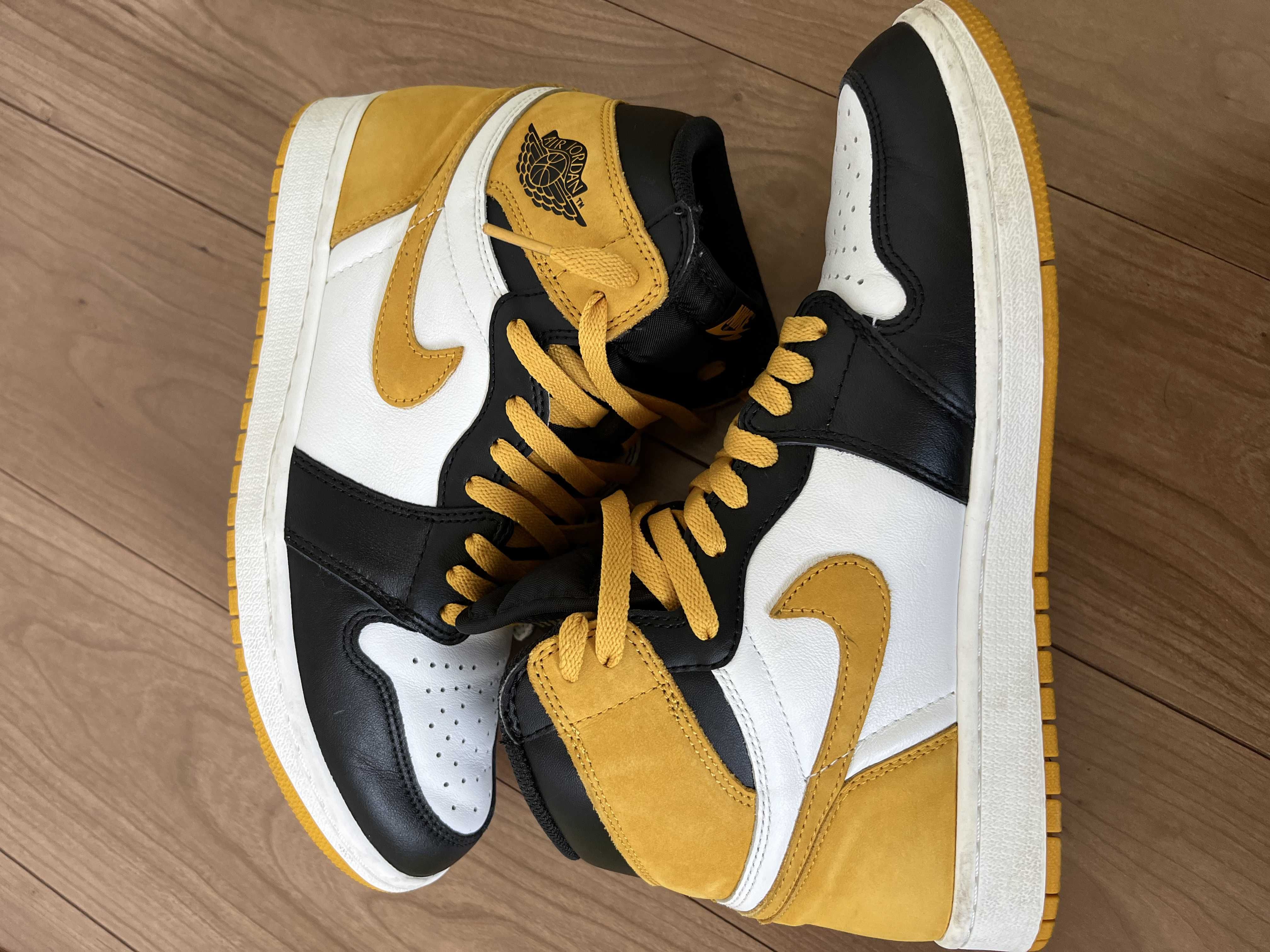 Nike Air Jordan 1 Retro High OG "Black Toe/Yellow Ochre"