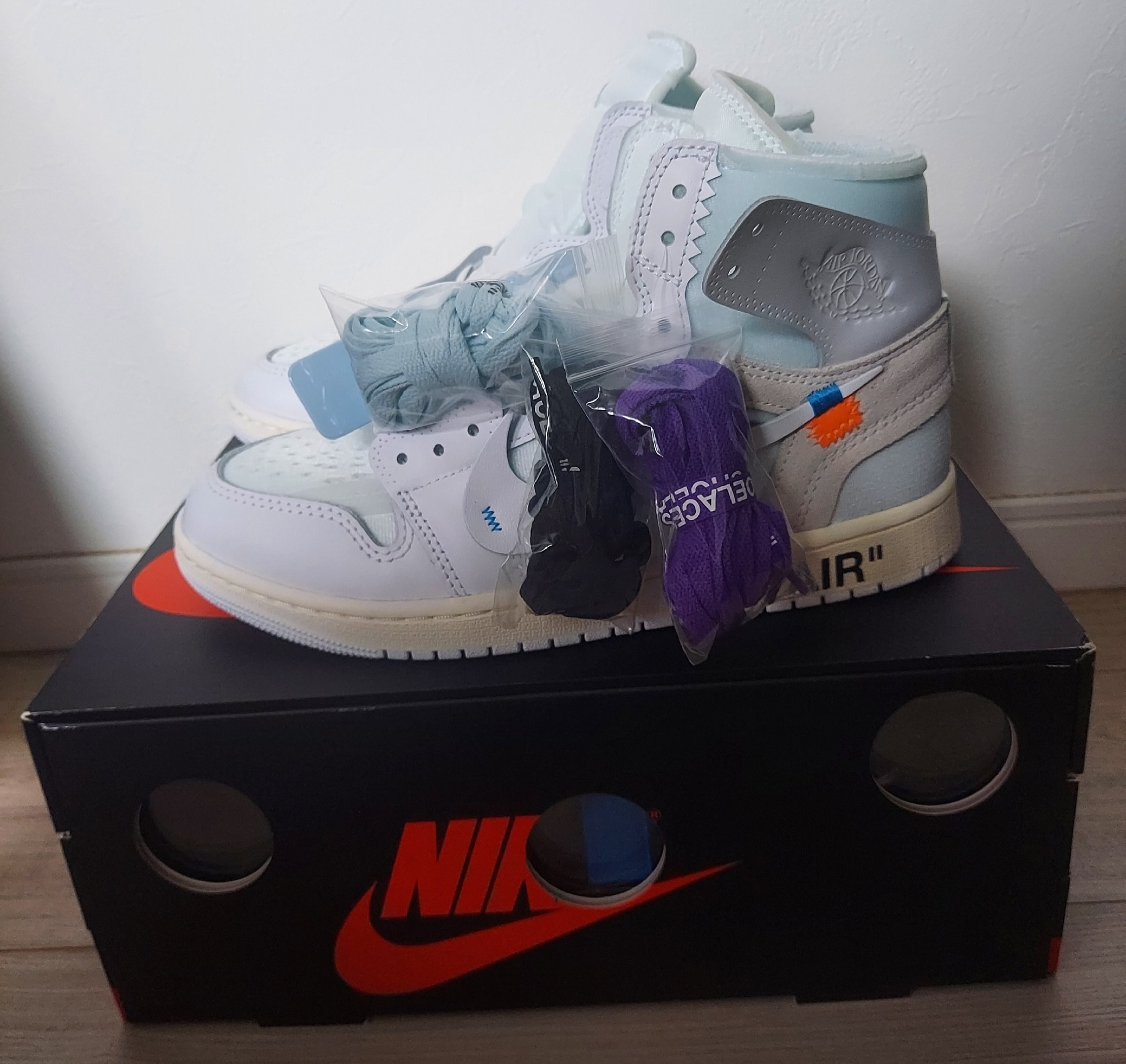 Virgil Abloh Archive (V.A.A.) × Nike Air Jordan 1 Retro High OG "Alaska"
