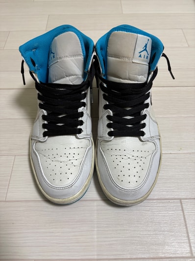 Nike Air Jordan 1 Mid "White/Laser blue"