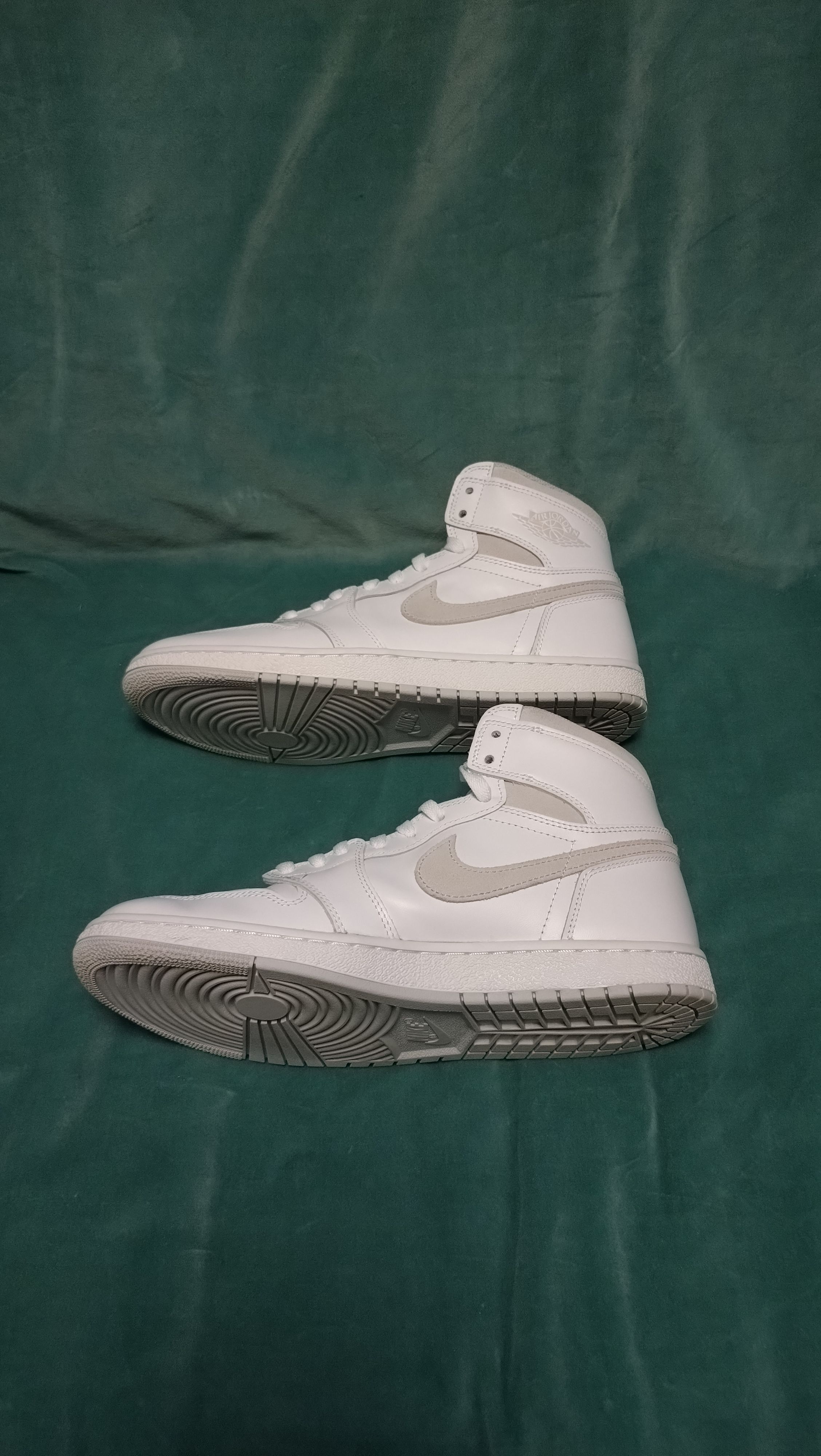 NIKE AIR JORDAN 1 HIGH 85  