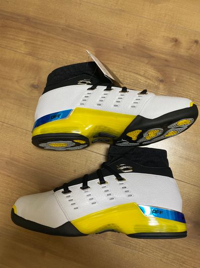 Nike Air Jordan 17 Retro Low SP "Lightning"