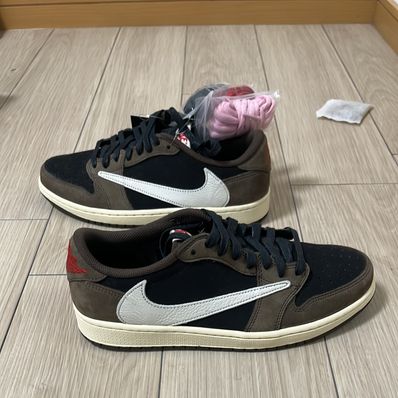 Travis Scott × Nike Air Jordan 1 Low OG SP-T "Black/Dark Mocha"
