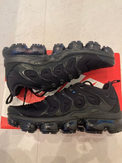 Nike Air Vapormax Plus "Triple Black" (2018)