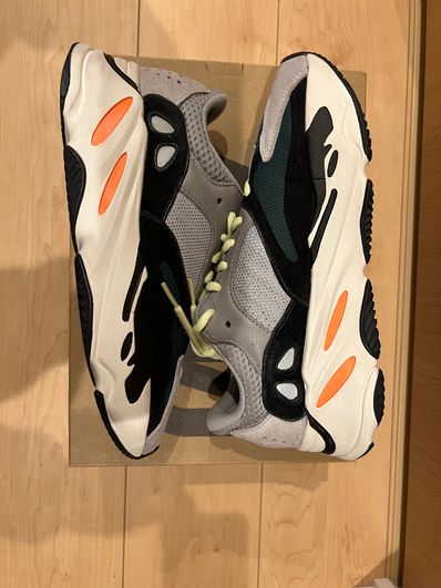 adidas YEEZY Boost 700 "Wave Runner"