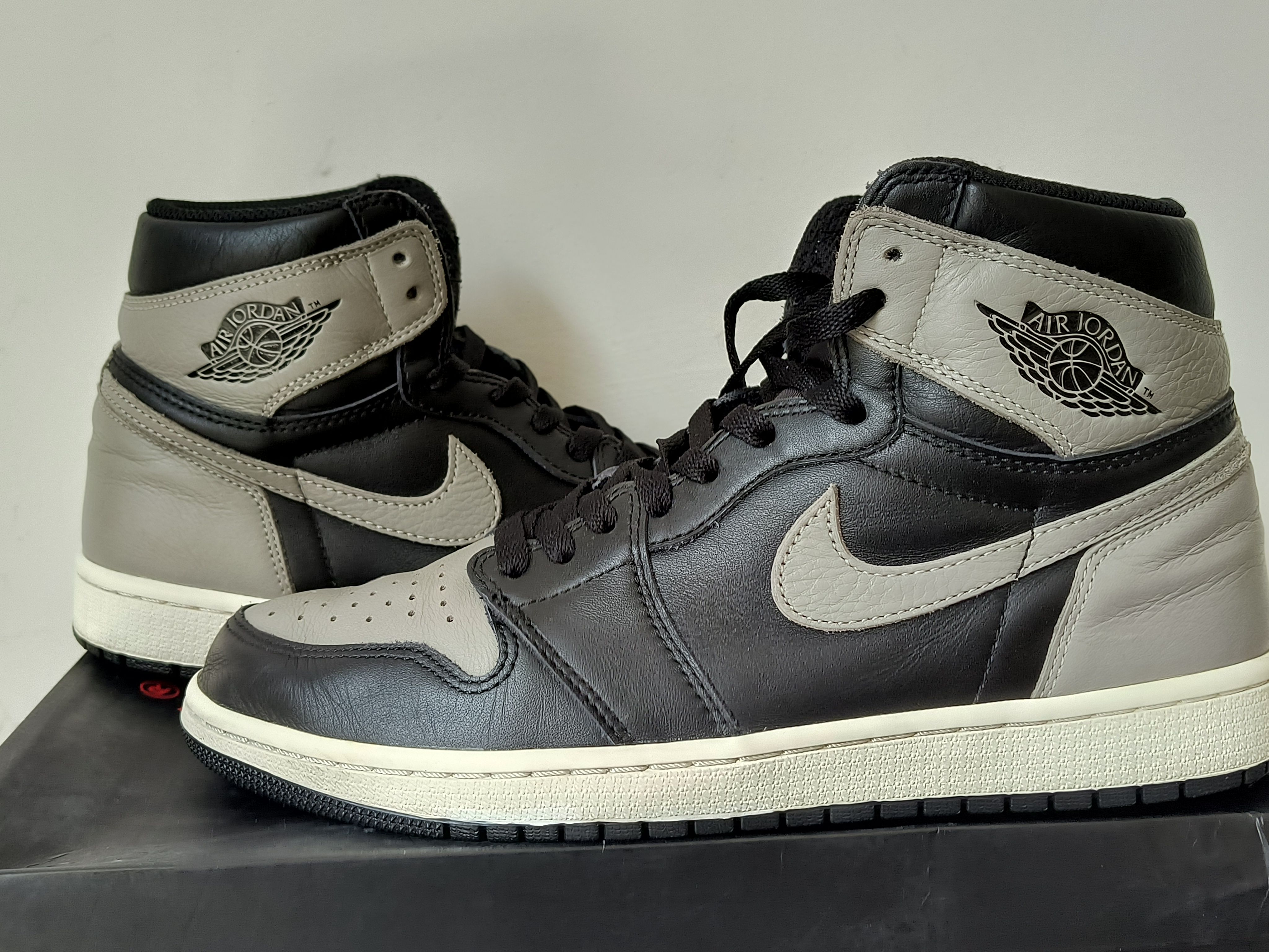 Nike Air Jordan 1 Retro High OG "Shadow"(2018)