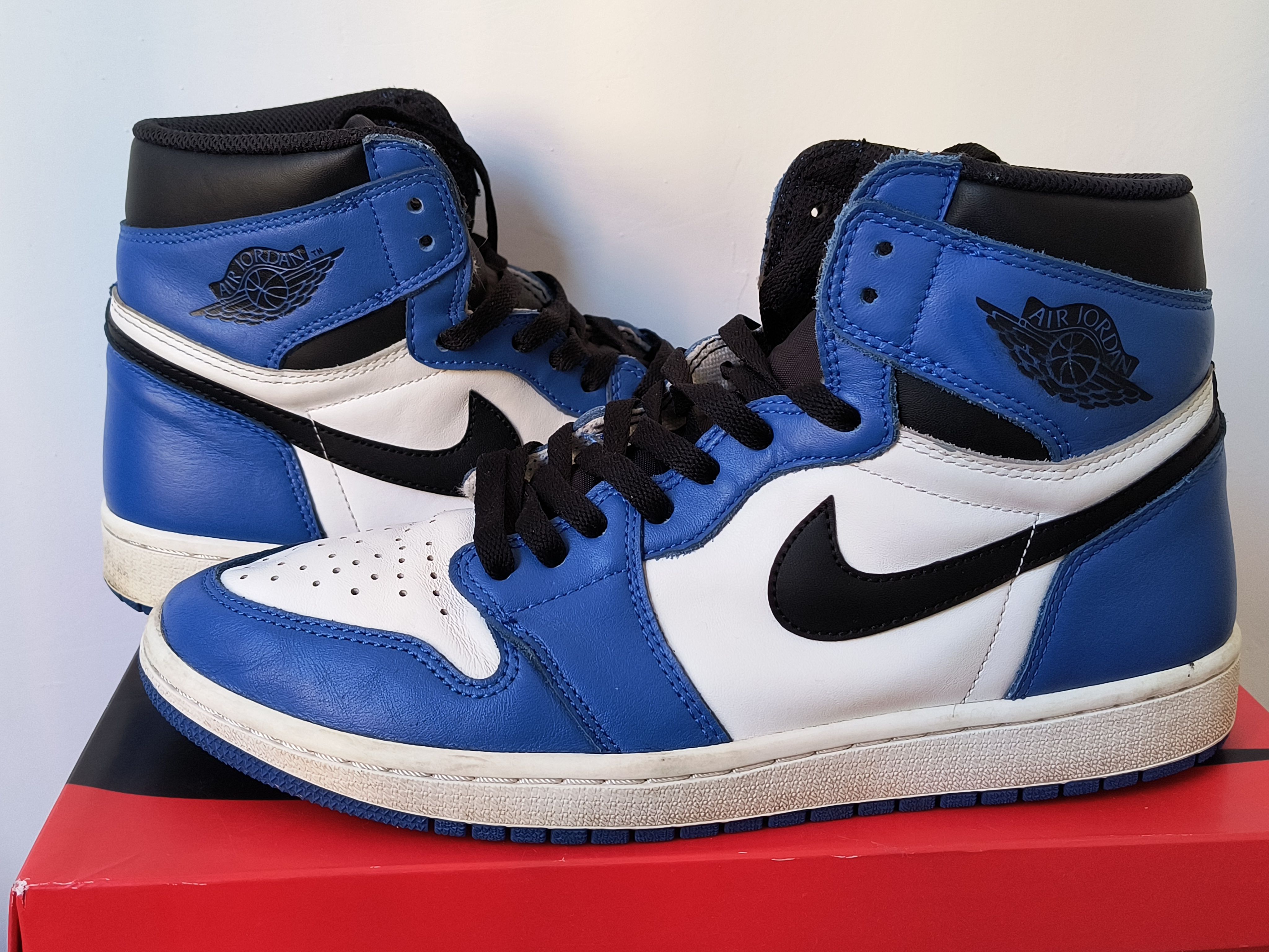 Nike Air Jordan 1 Retro High OG "Game Royal"