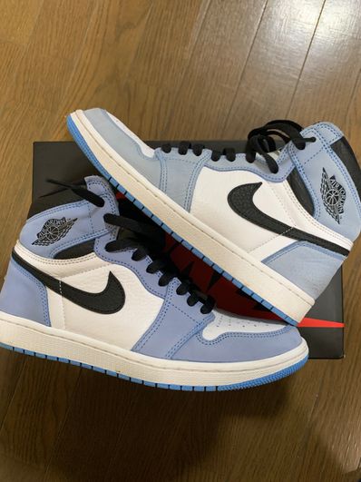 Nike Air Jordan 1 High OG "University Blue"