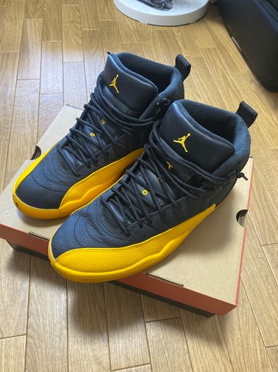 NIKE AIR JORDAN 12 "UNIVERSITY GOLD"