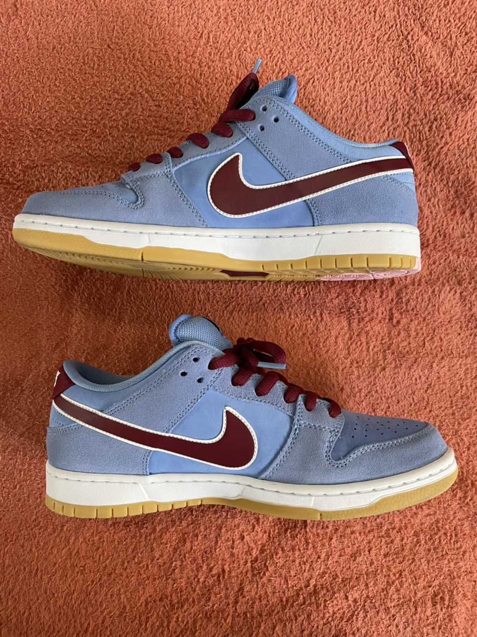 Nike SB Dunk Low Pro "Philadelphia Phillies/Valor Blue and Team Maroon"