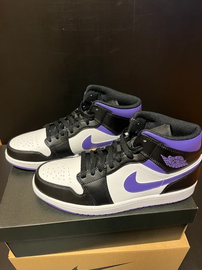 Nike Air Jordan 1 Mid "Black/Court Purple"