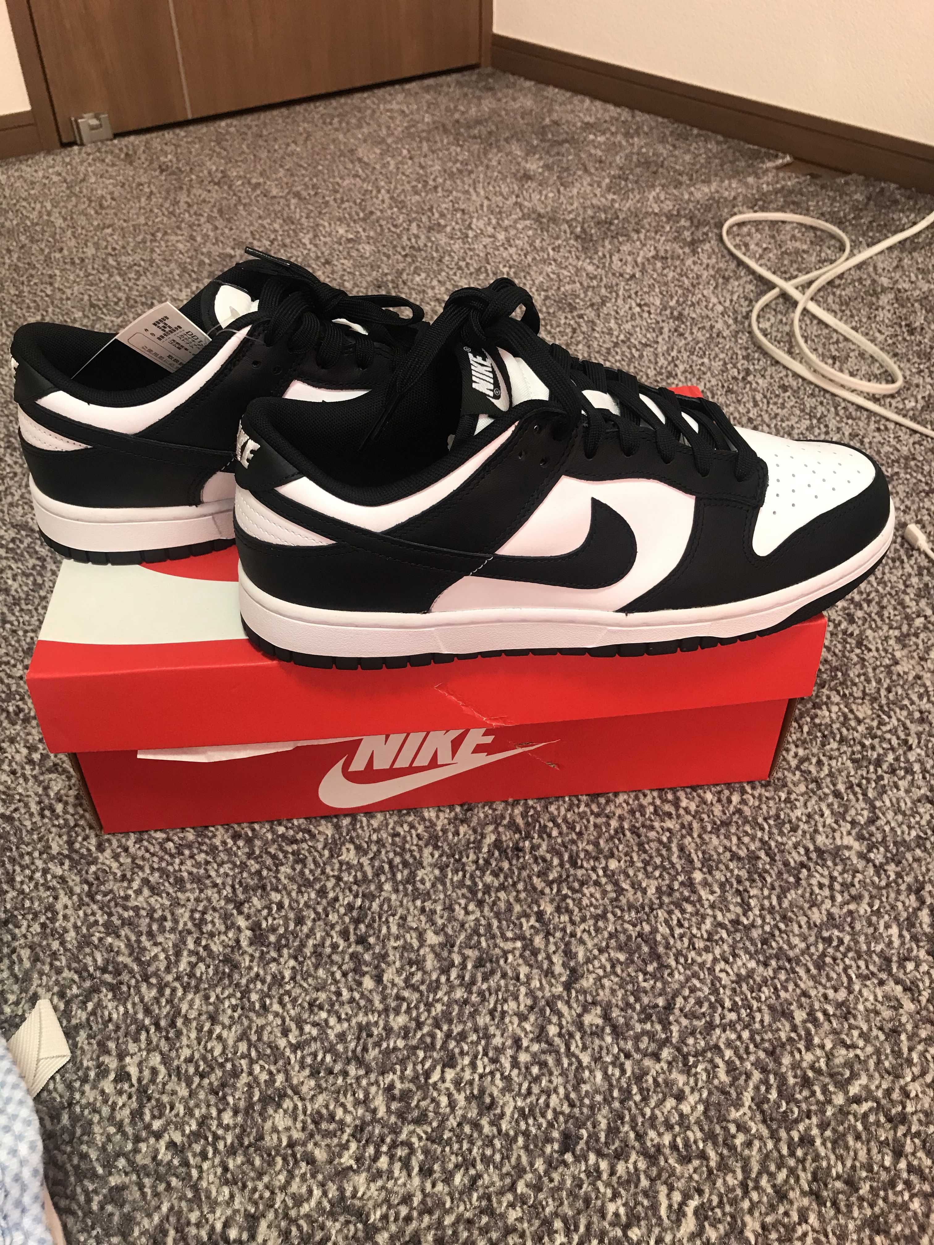 Nike Dunk Low Retro "Panda/White/Black"