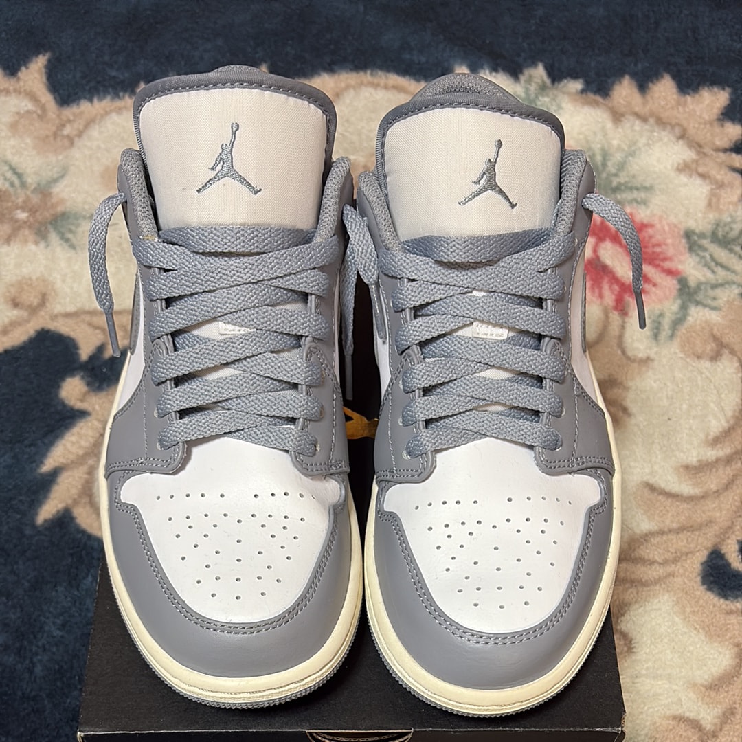 Nike Air Jordan 1 Low "Vintage Grey"
