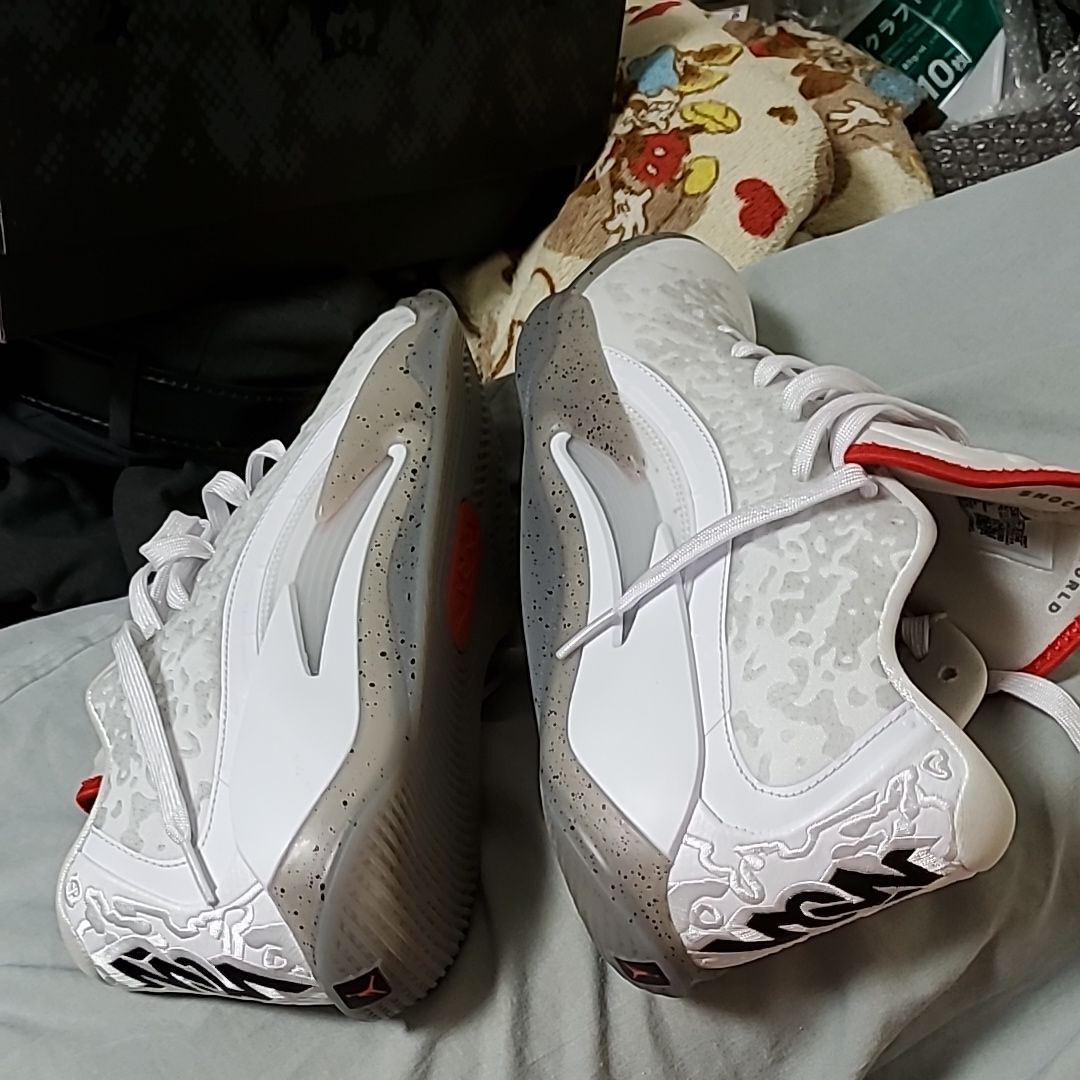 Nike Jordan Zion 3 "White/Black/Barely Volt"