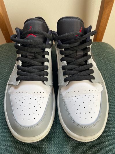 NIKE AIR JORDAN 1 LOW "LIGHT SMOKE GREY"