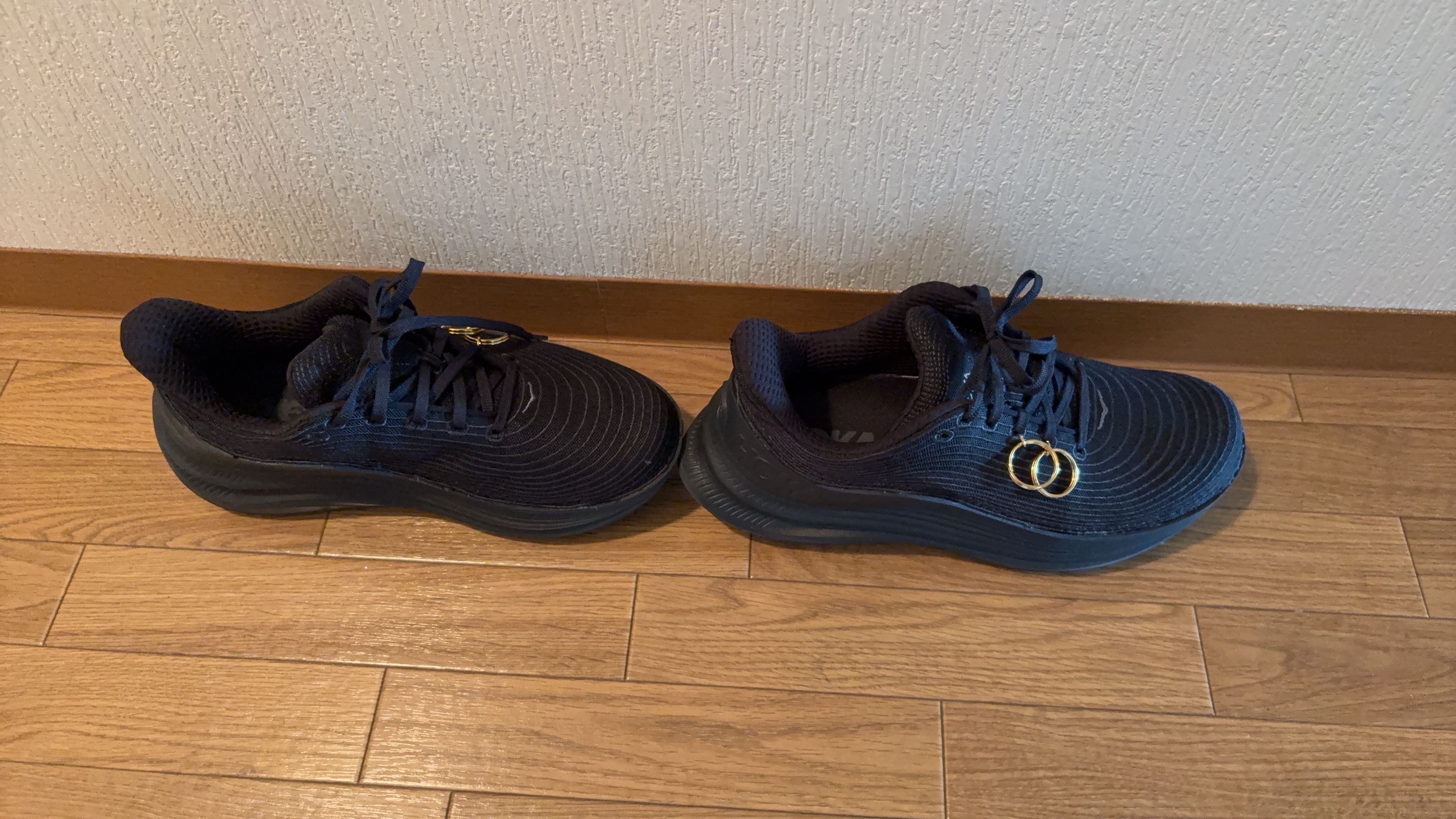 ブラックコムデギャルソン × ホカ TC1.0 "ブラック"