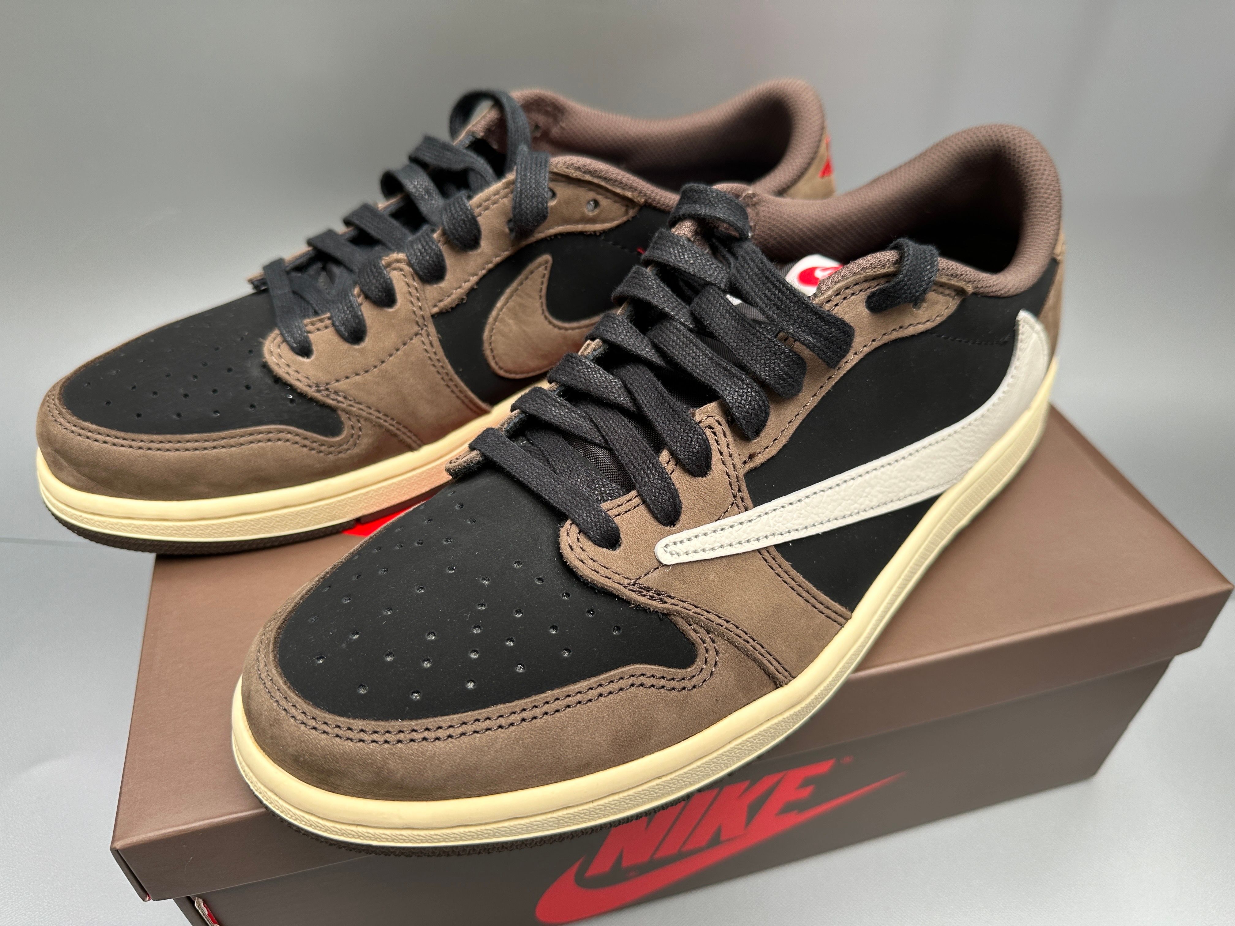 Travis Scott × Nike Air Jordan 1 Low OG SP-T "Black/Dark Mocha"