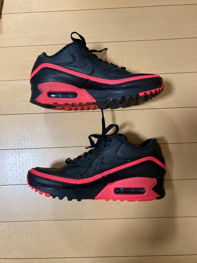 UNDEFEATED × Nike Air Max 90 "Black/Red"