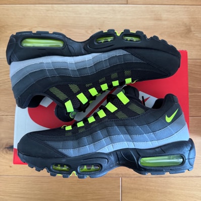 Nike Air Max 95 "Black/Anthracite/Smoke Grey/Volt"